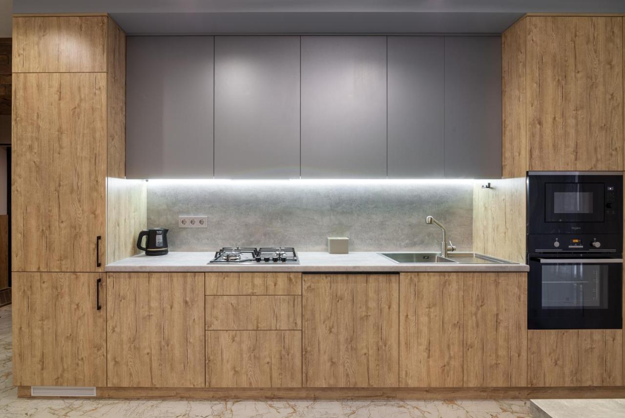 2 Bedrooms Apartments Levia 2 Lviv Bagian luar foto