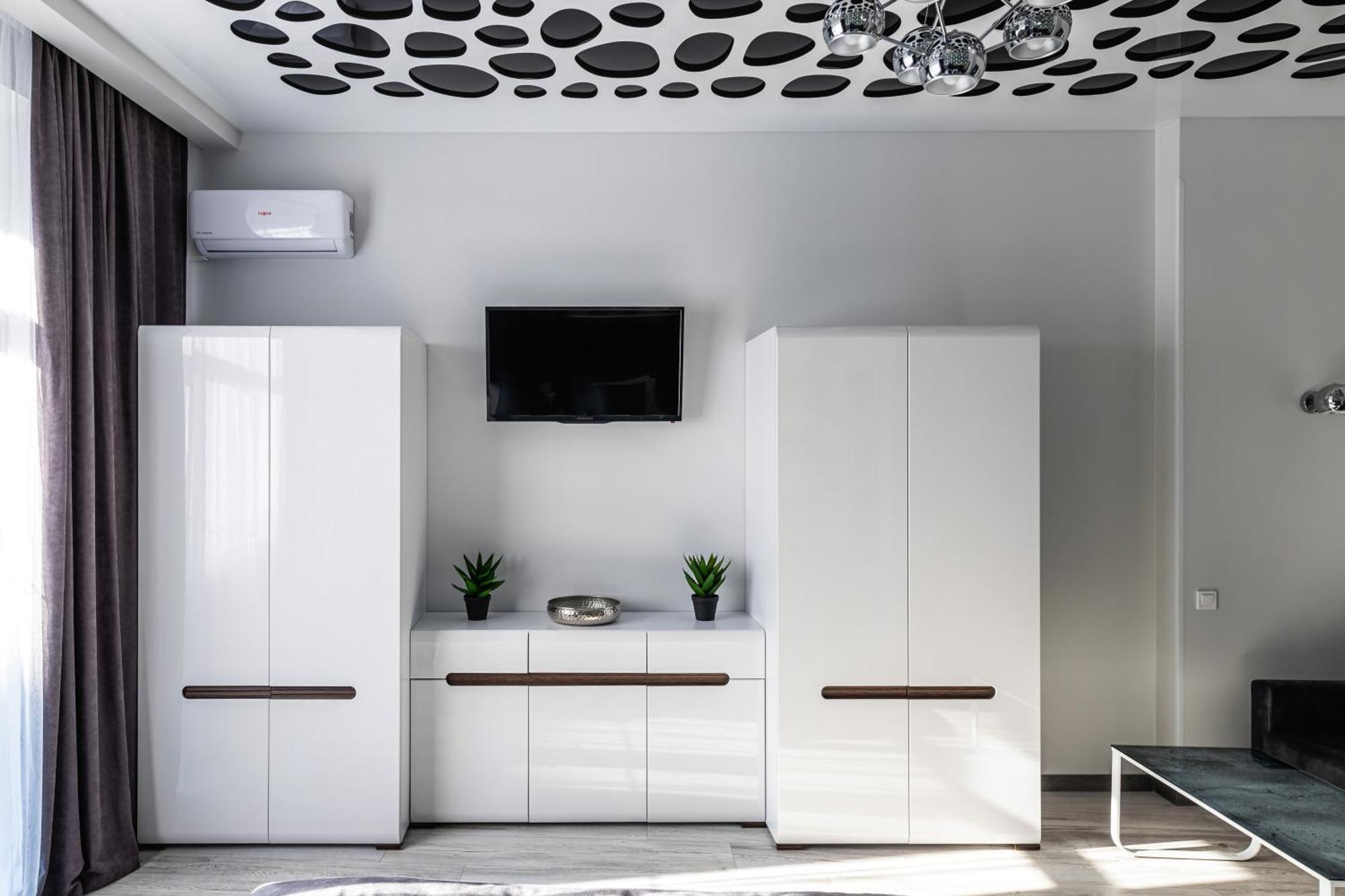 2 Bedrooms Apartments Levia 2 Lviv Bagian luar foto